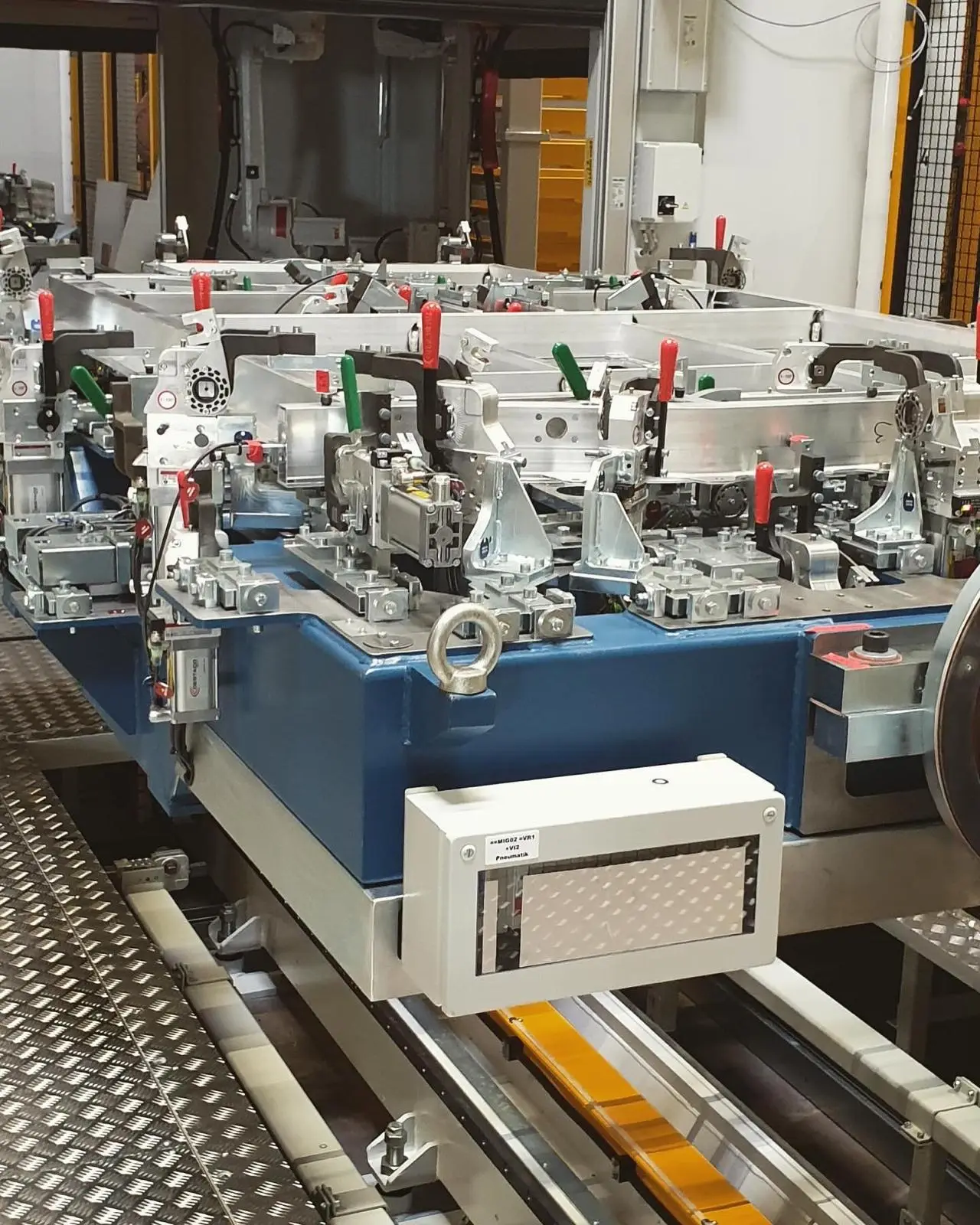 Automatisierte Spannvorrichtung mit Pneumatik