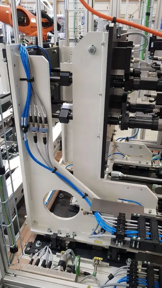 Roboterzelle in einer Automatisierungsanlage